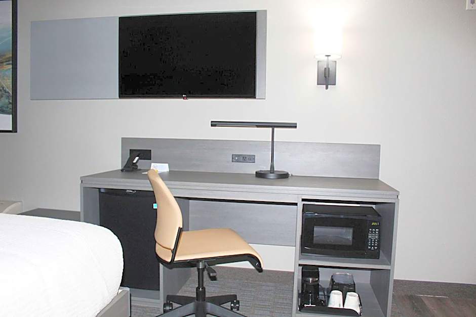 Days Inn by Wyndham Stony Plain