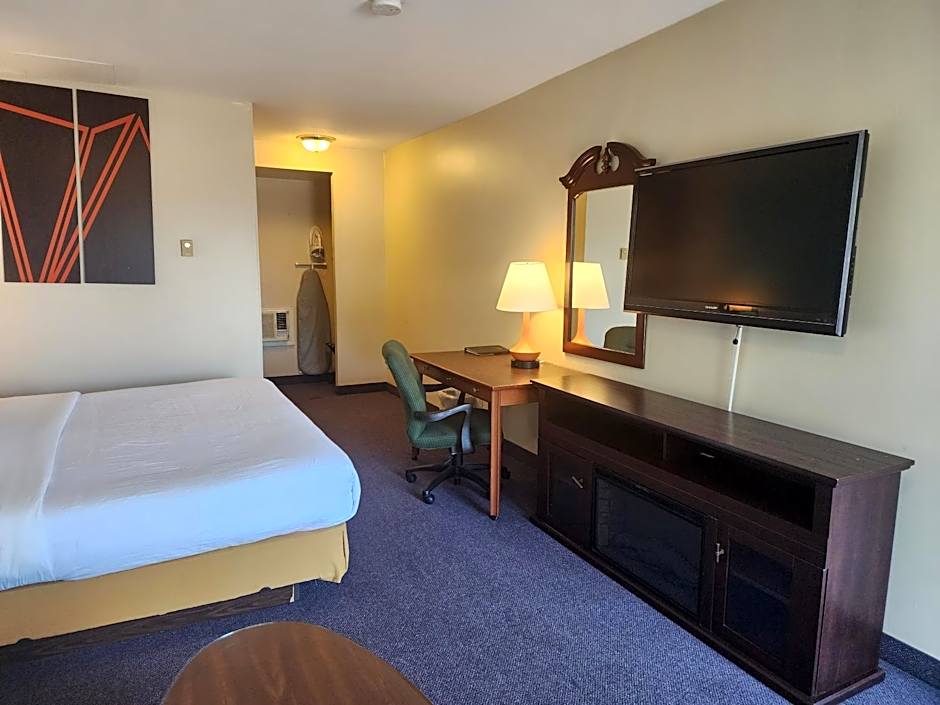 Howard Johnson by Wyndham Lindsay