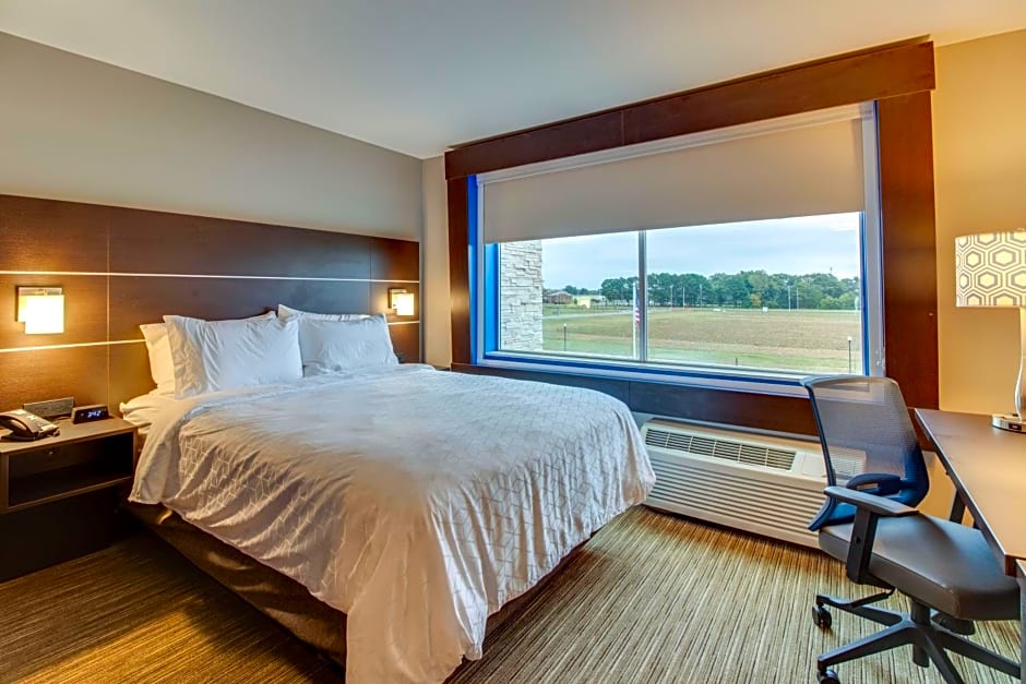 Holiday Inn Express & Suites Union City By IHG
