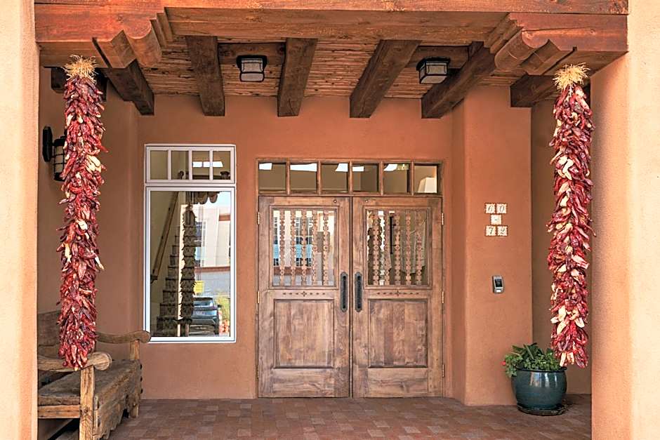 Piñon Court by La Fonda