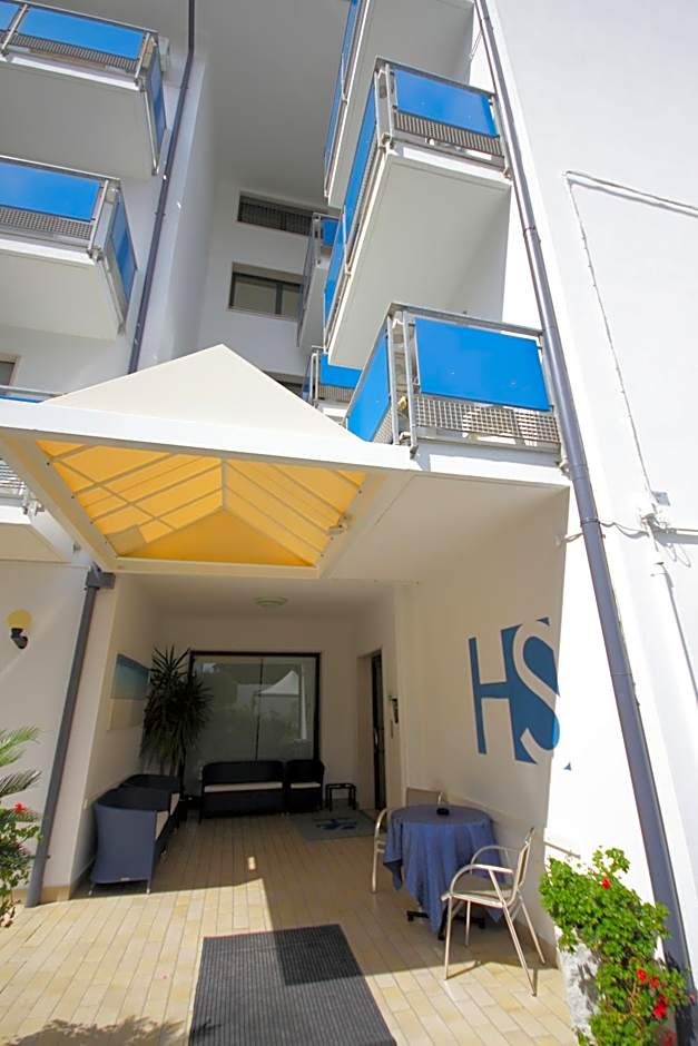 Hotel Serenella