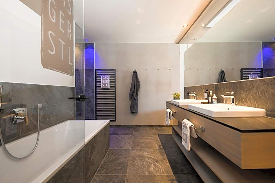 Photo 1 of 1 of Suite, Terrace