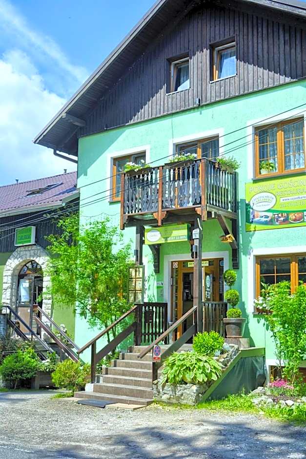 Zajazd Karłów Restauracja & Pokoje Gościnne