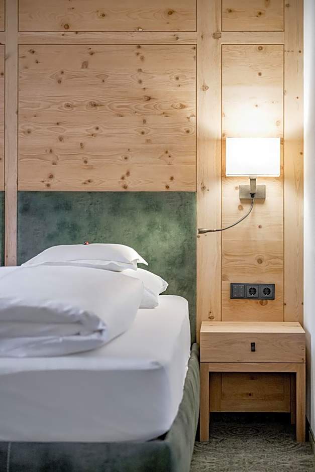 Hotel Enzian & Apartmenthotel Johannes