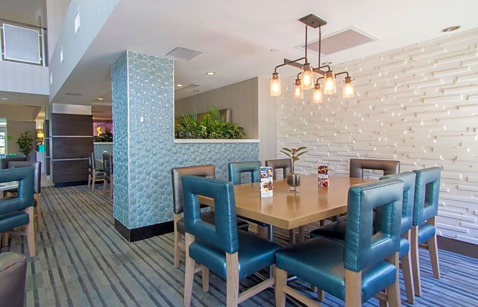 Holiday Inn Scottsdale North- Airpark By IHG