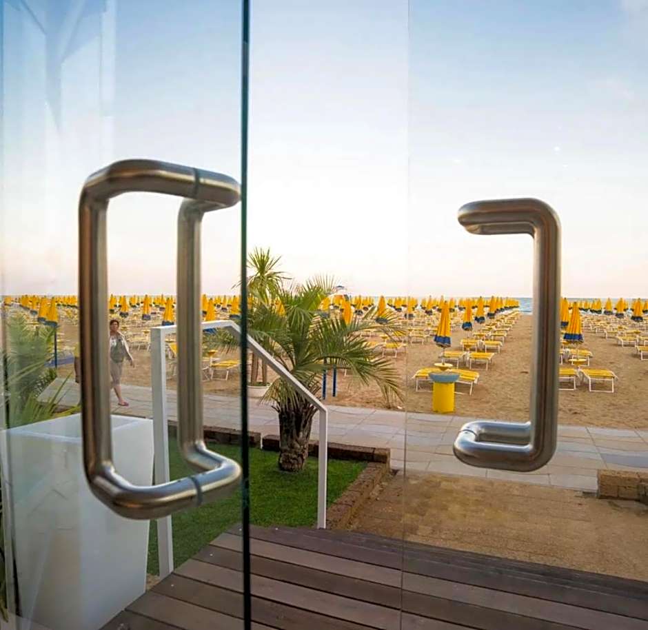 Hotel Nizza Frontemare Superior 3 Stelle