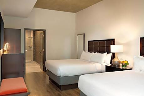 1 Bedroom Suite, 2 Queen, Sofa bed, Low floor, Balcony