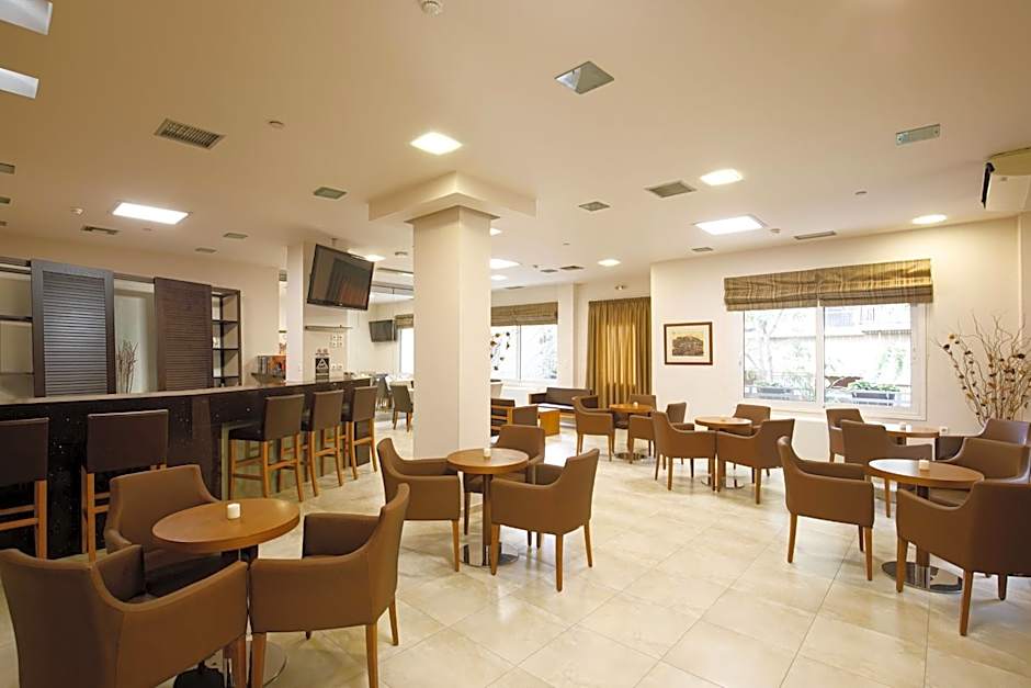 Hotel ΑΤΗΙΝΑ