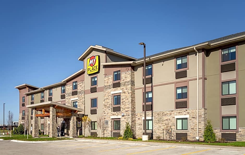 My Place Hotel-East Moline/Quad Cities, IL