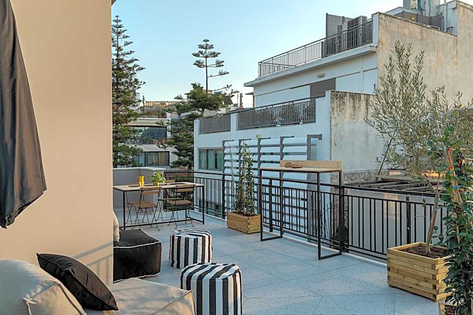 Clyde Athens by Nin&Bau