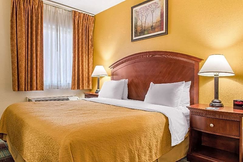 Quality Inn & Suites Miamisburg - Dayton South