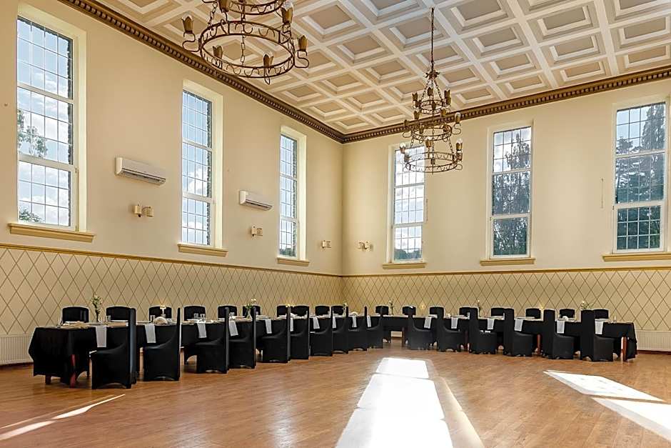 JACHTOWA Hotel i Restauracja