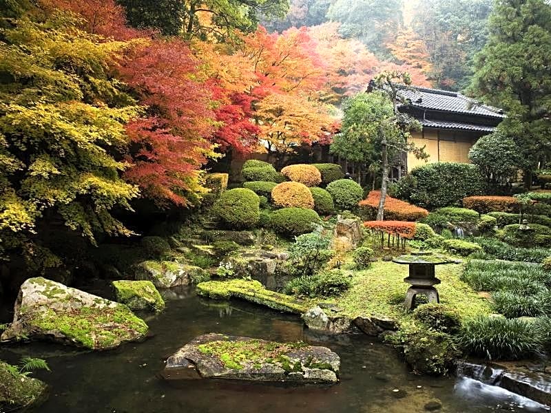 Izanro Iwasaki Ryokan