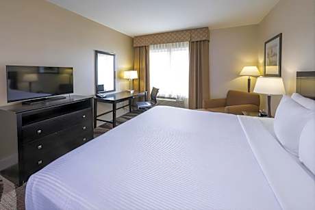 KING BED-ACCESSIBLE-NON SMOKING