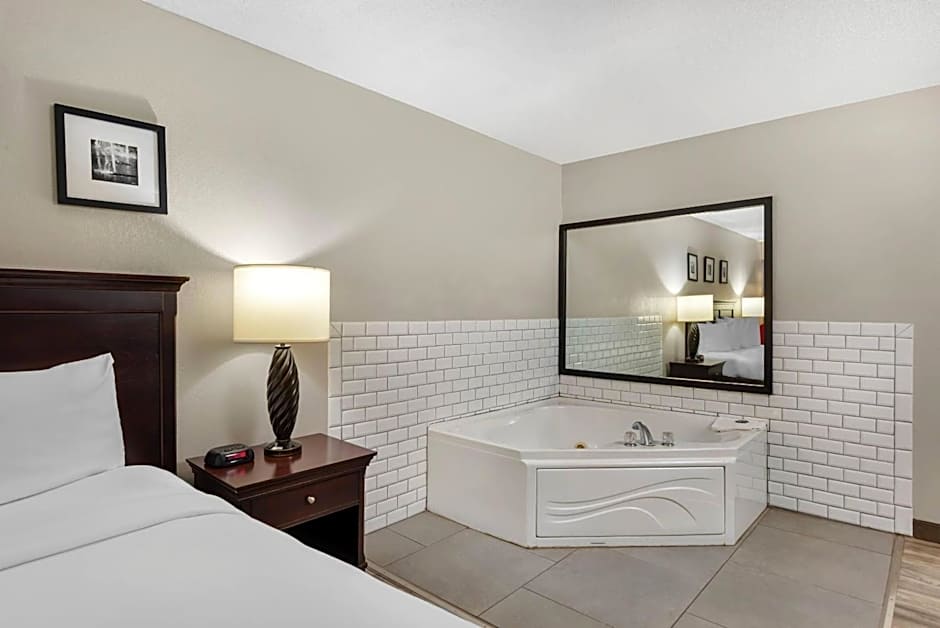 Country Inn & Suites by Radisson, Hiram, GA