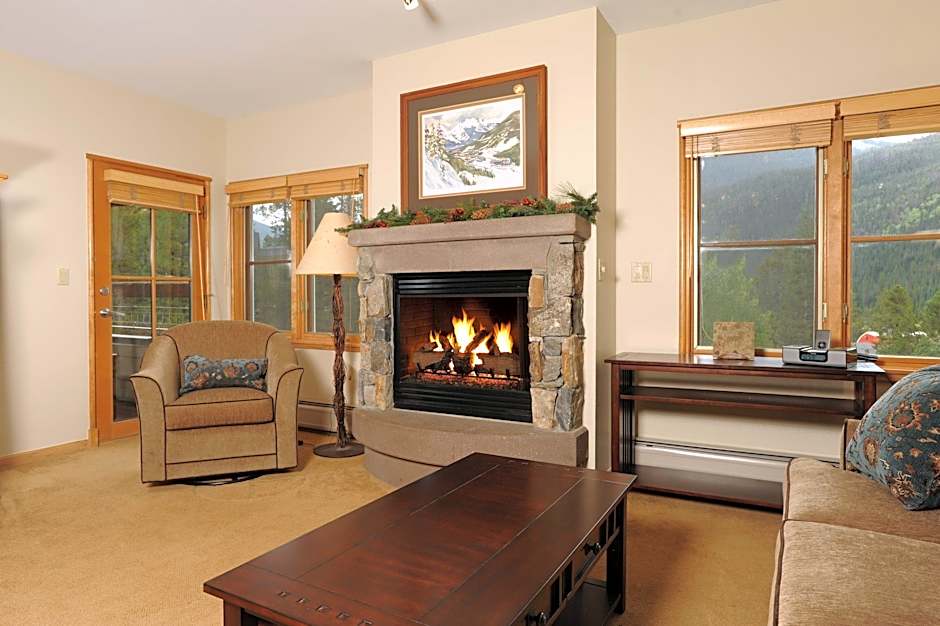 Jackpine & Black Bear Lodge