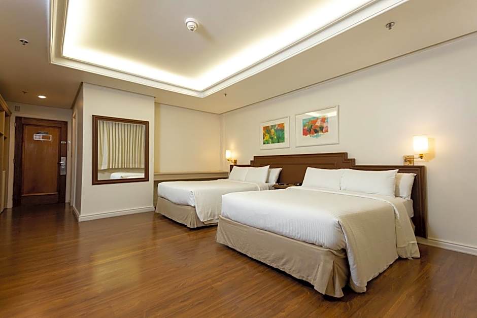 Master Porto Alegre Hotel - Av Carlos Gomes, Proximo ao Consulado Americano