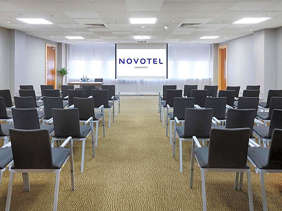 Novotel London West