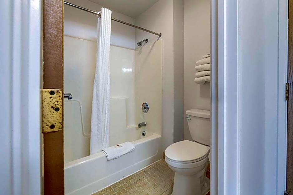 Atlantis Family Waterpark Hotel, Ascend Hotel Collection