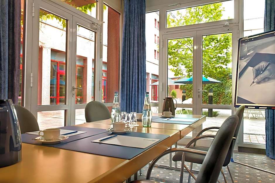 Tryp By Wyndham Halle