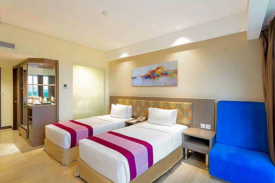 CLARO KENDARI (ex. Grand Clarion Hotel & Convention)