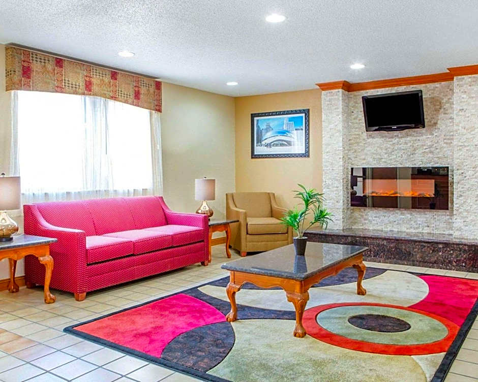 Quality Inn Ottawa near Starved Rock State Park