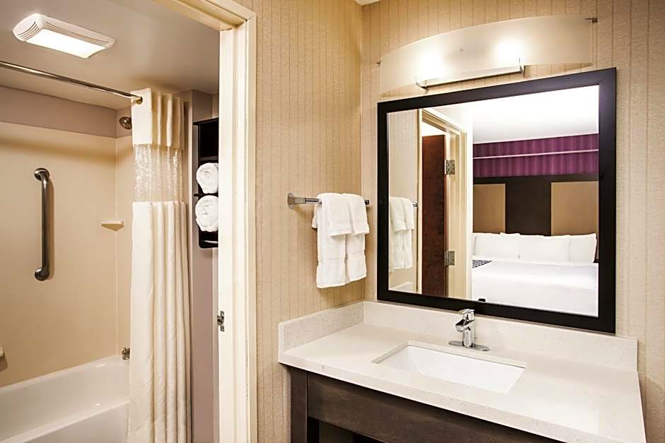La Quinta Inn & Suites by Wyndham Newark - Elkton