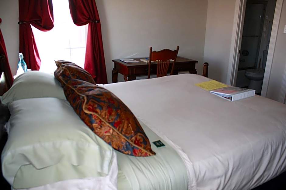 Woodrow House Bed & Breakfast