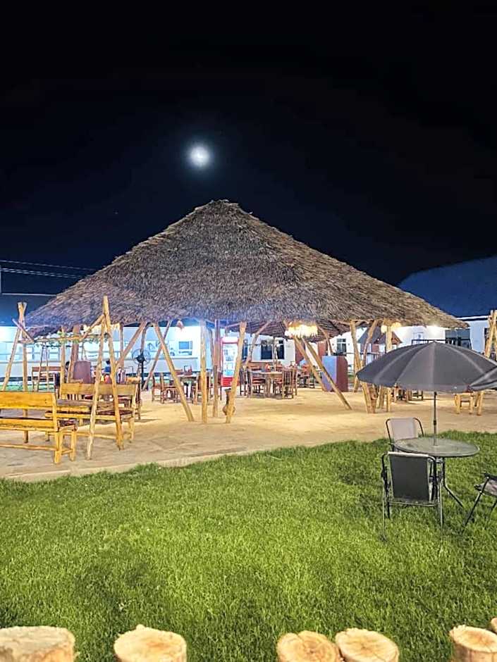 Dream Stay Lodge and Restaurant