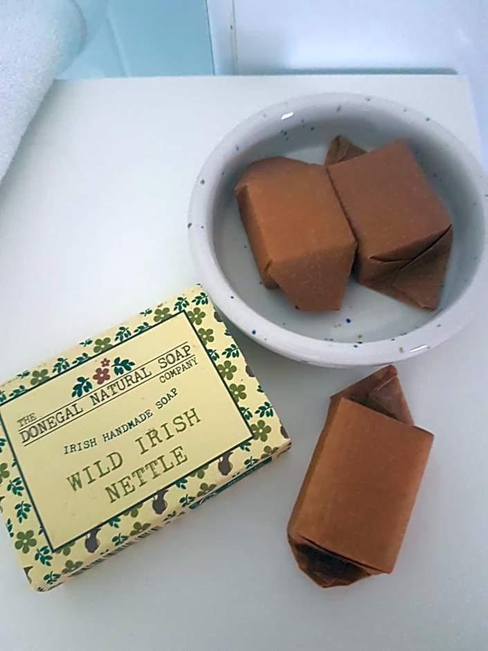 Malin Head SolasTobann ArtHouse Room 1 En-suite