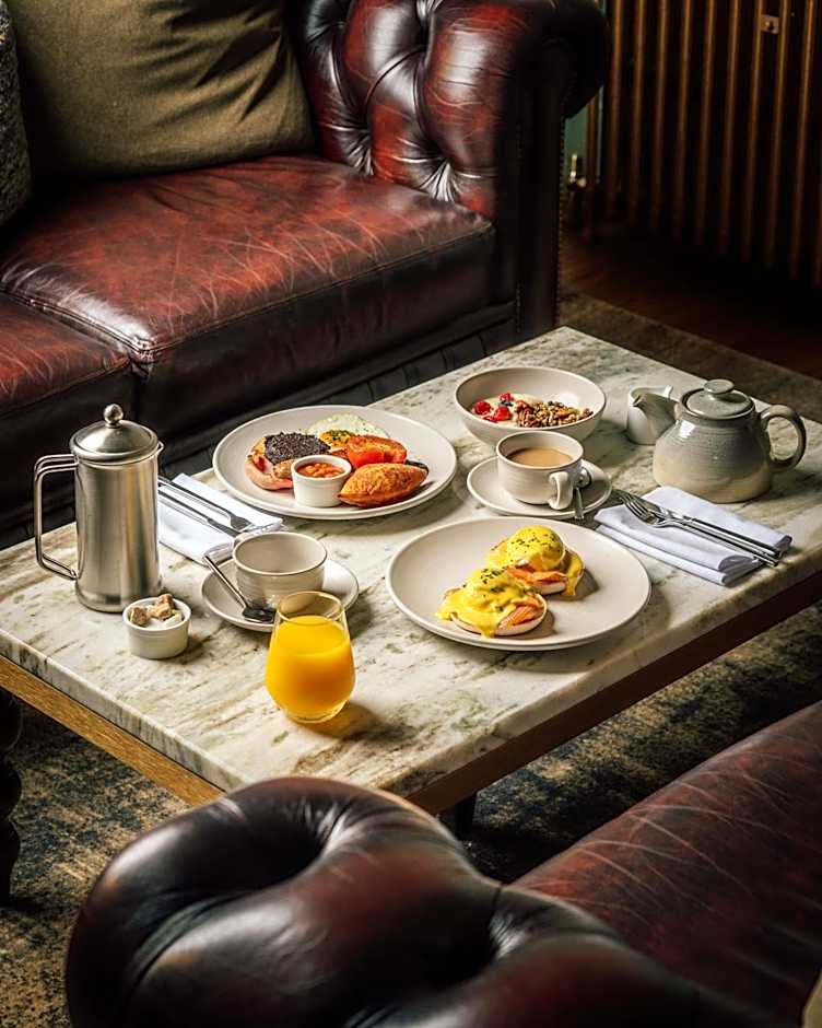 Cuillin Hills Hotel