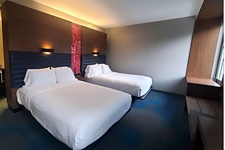 Room, 2 Queen Beds (Mobility Accessible, Tub)