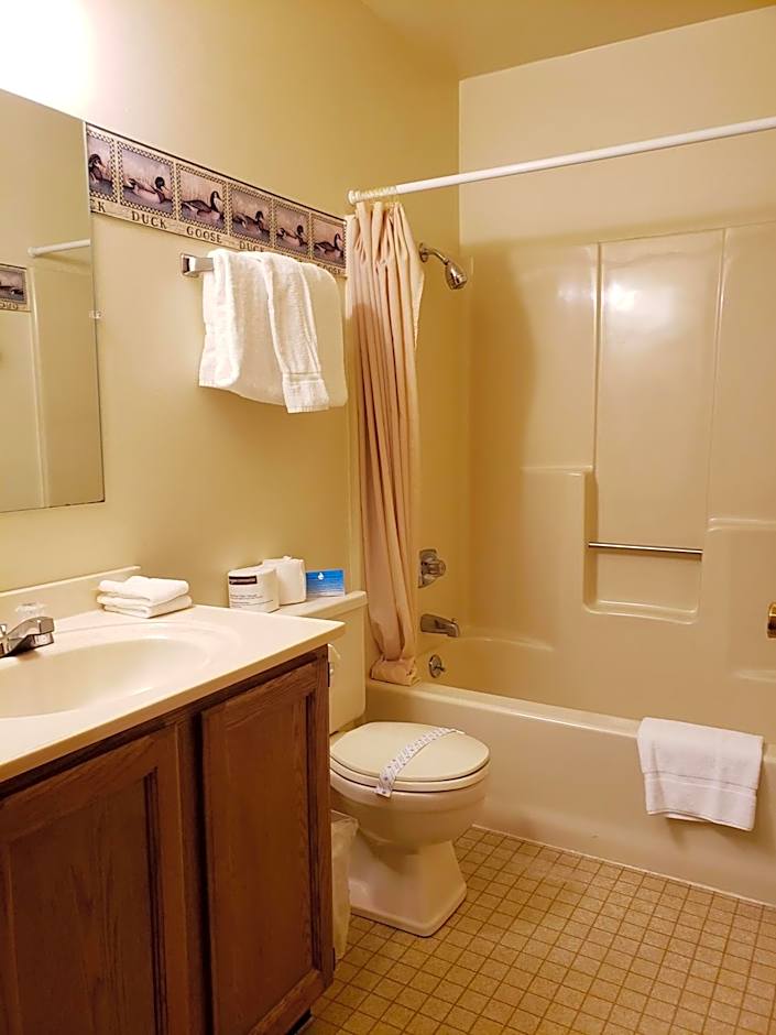 North Ironwood Acres - Black River Lodge