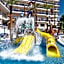 Hotel Oasis Park Splash