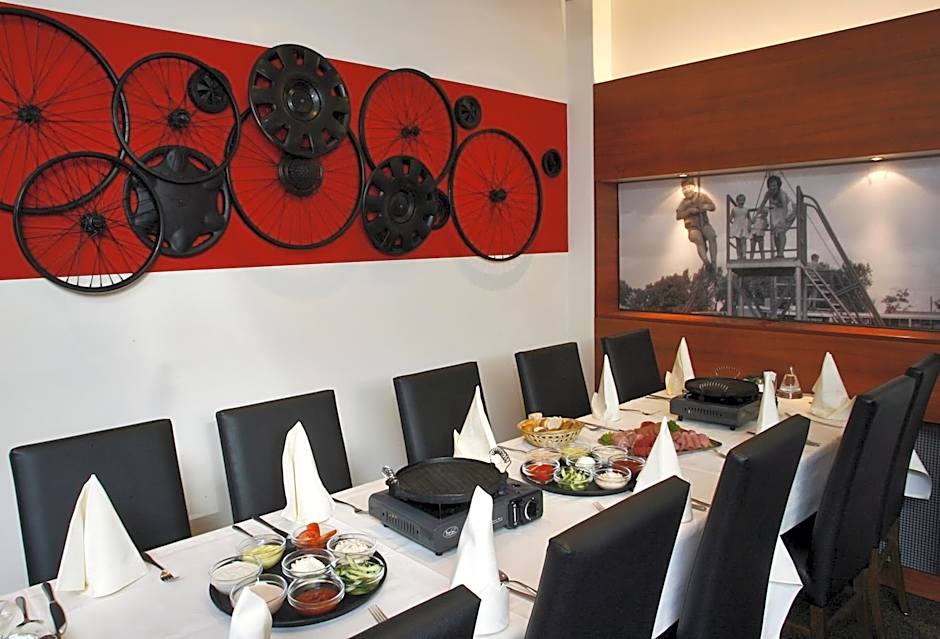 Hotel De Zoete Inval Haarlemmerliede