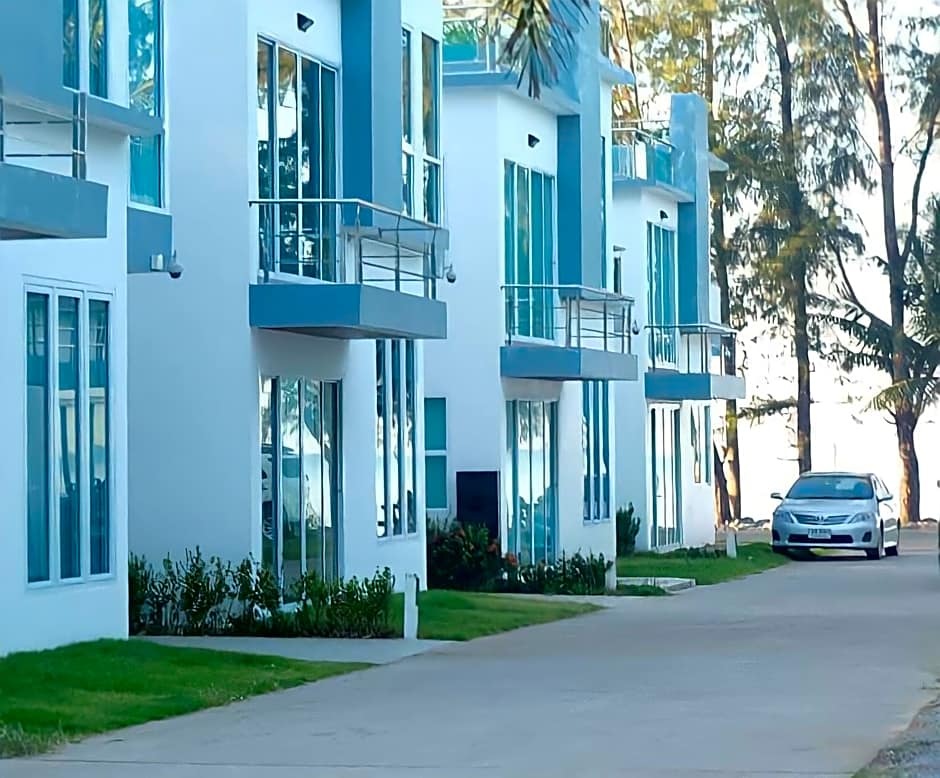 Photo 1 of 1 of Villa