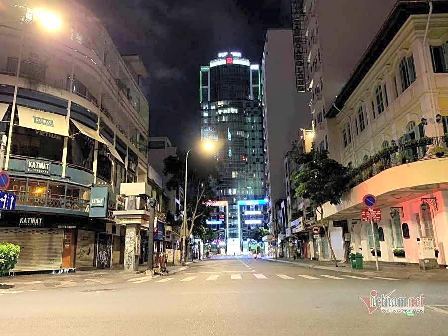 Tan Hoang Long Hotel – Ho Chi Minh City, 