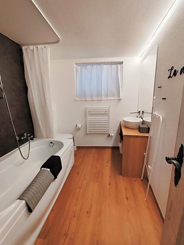 B&B Berninapass- Bernina Experience