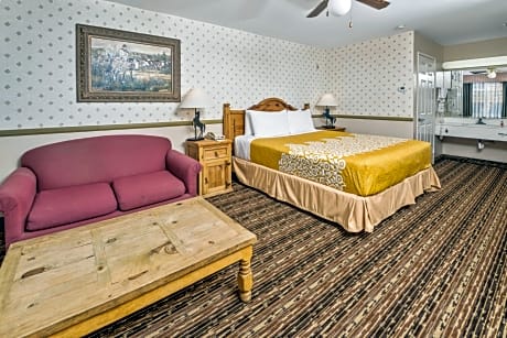 King Room - Non-Smoking