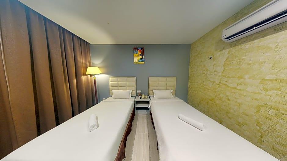 Hotel Zamburger Bukit Indah