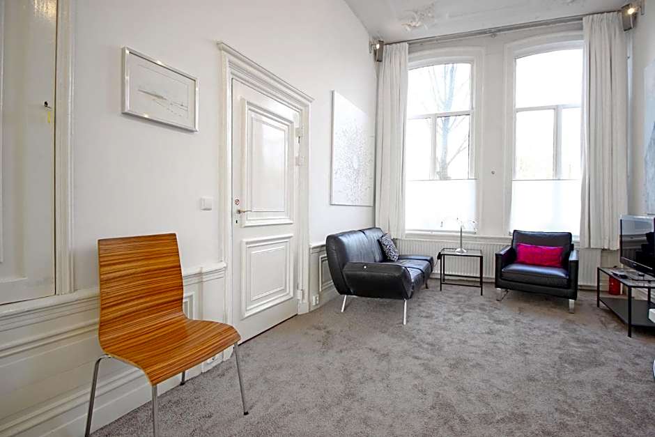 Cozy Jordaan canalhouse near Anne Frank House