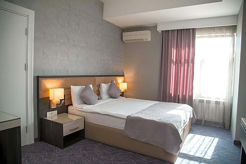 Parkway inn Hotel and Spa