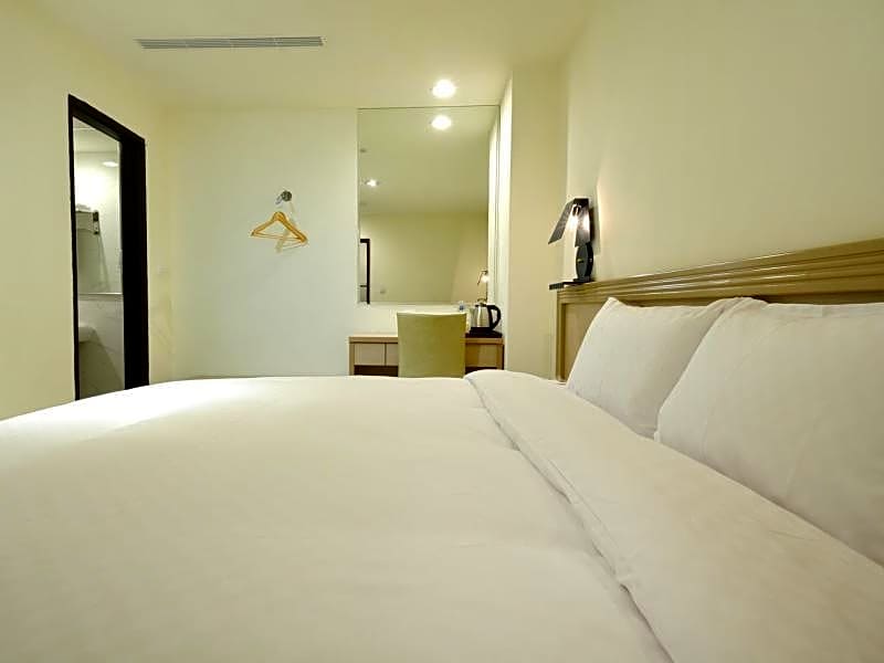 Bravo Hotel