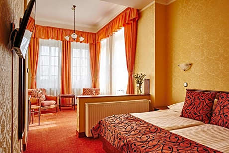 Two-Bedroom Suite