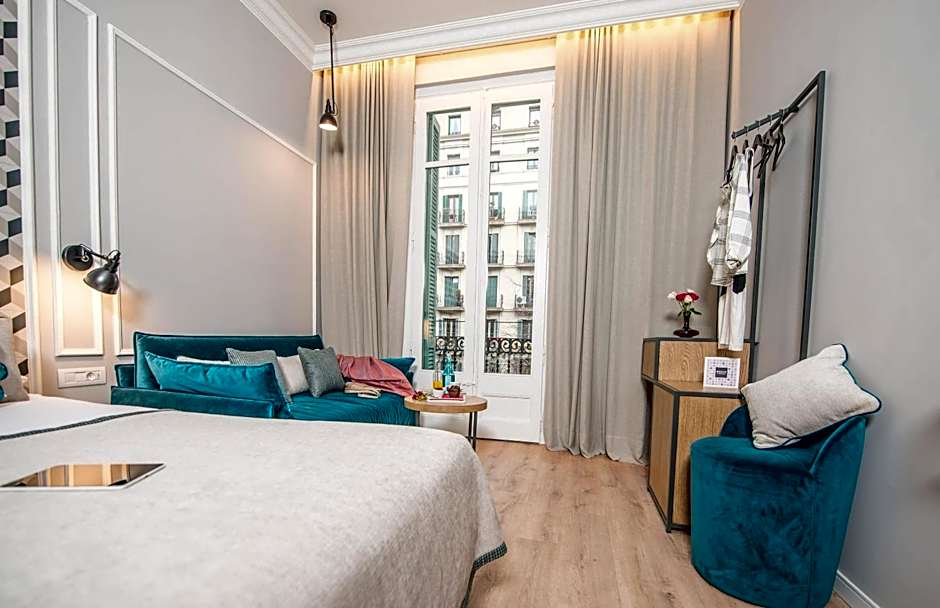 Photo 1 of 16 of Junior Suite, Balcony