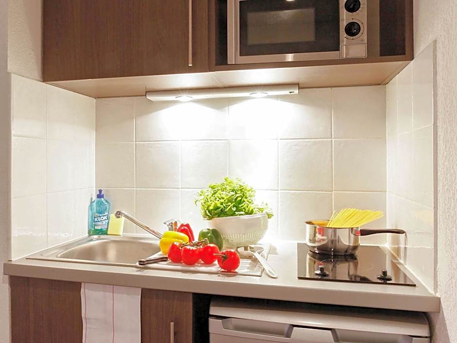 Adagio Access Marseille Saint Charles Aparthotel