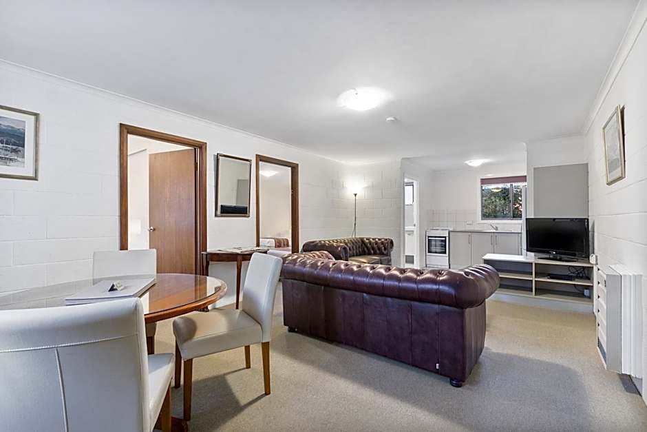 Grosvenor Court Apartments