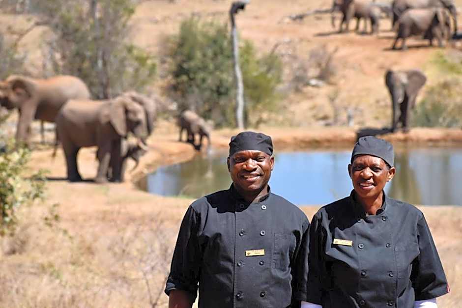 MILIMA Big 5 Safari Lodge