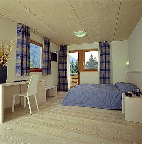 Comfort Quadruple Room