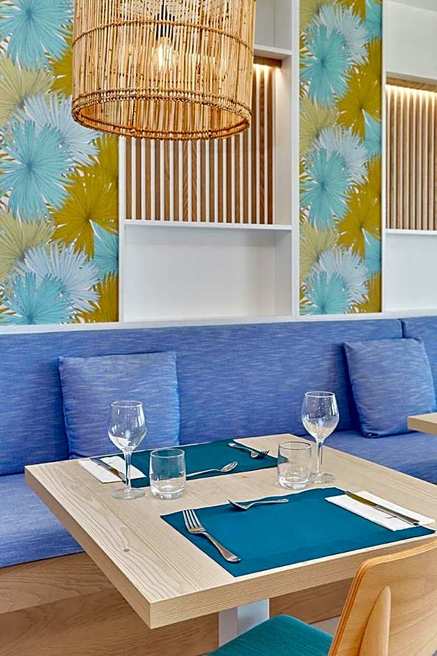 Universal Aparthotel Elisa